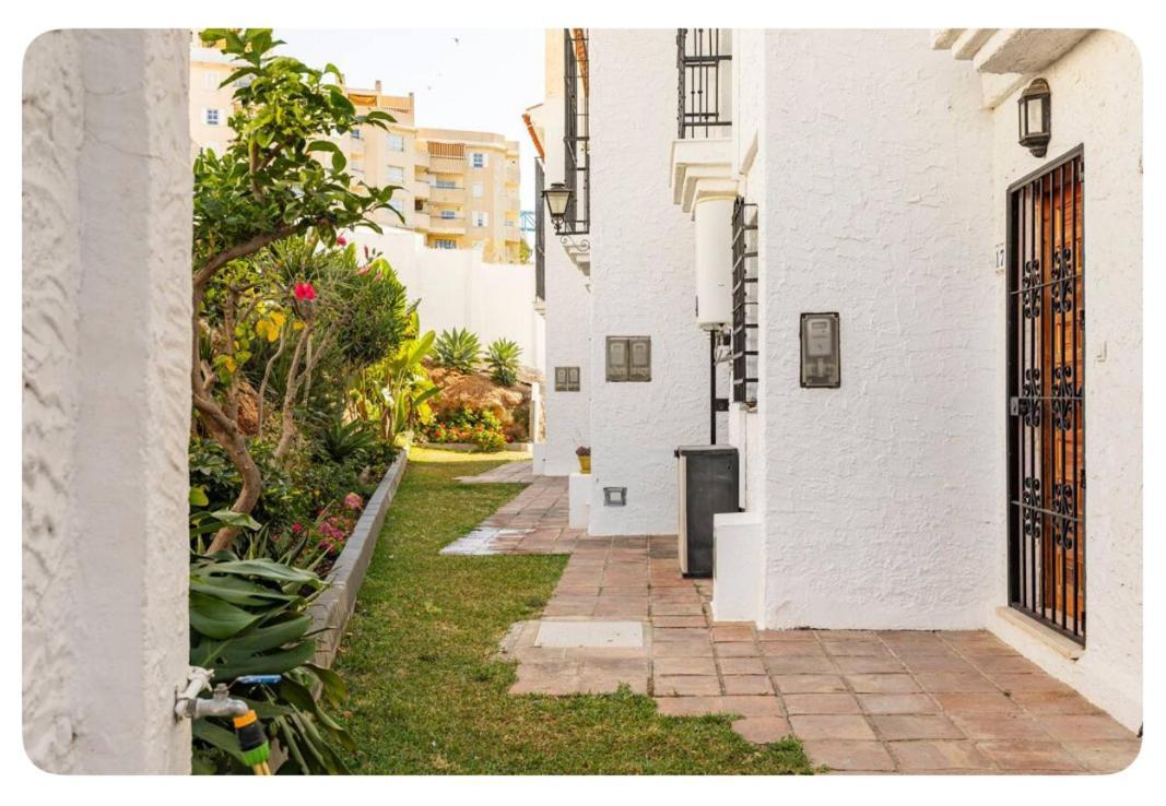 הוילה טורמולינוס La Casa En La Carihuela Playa A 4 Minutos A Pie מראה חיצוני תמונה