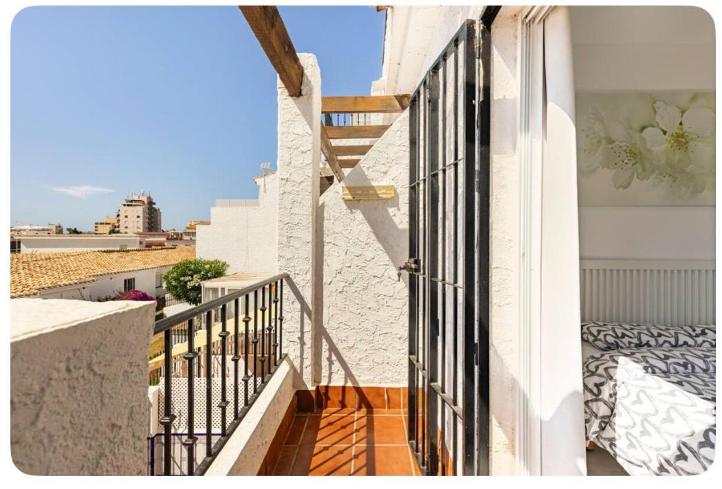 הוילה טורמולינוס La Casa En La Carihuela Playa A 4 Minutos A Pie מראה חיצוני תמונה
