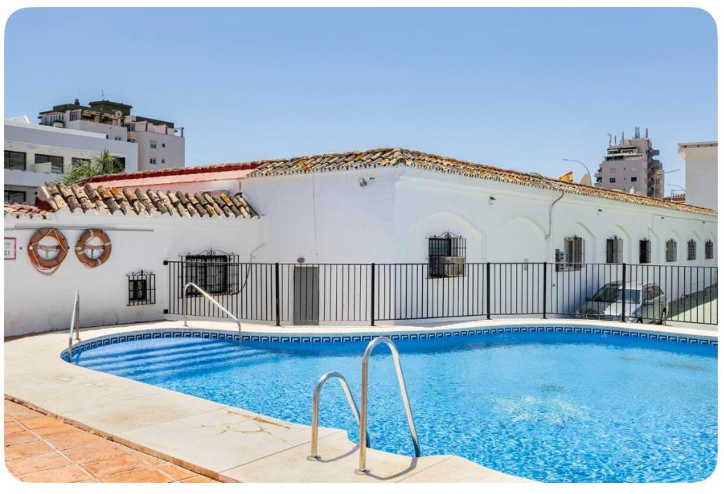 הוילה טורמולינוס La Casa En La Carihuela Playa A 4 Minutos A Pie מראה חיצוני תמונה